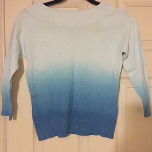Bright blue to light blue ombré 3/4 sleeve light weight sweater